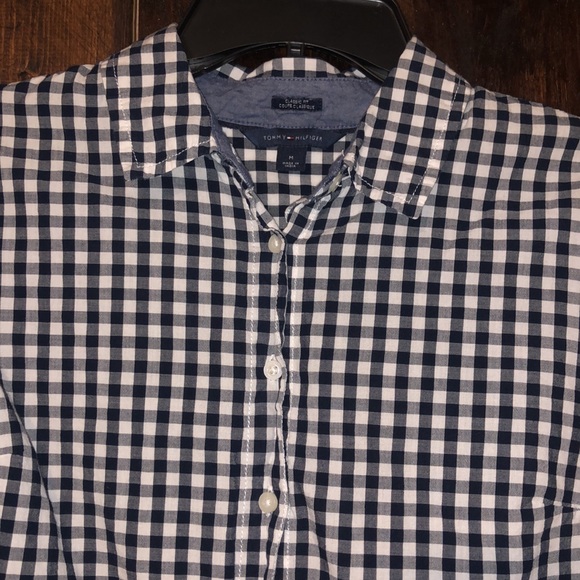 Tommy Hilfiger Button-Up Shirt - Picture 4 of 4